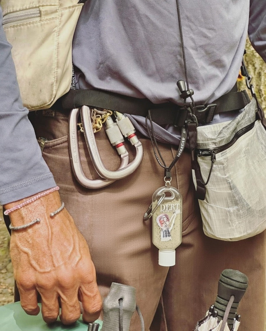 DERTY caddy accomplice